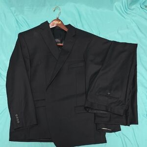 Lauren Ralph Lauren Classic Black Suit